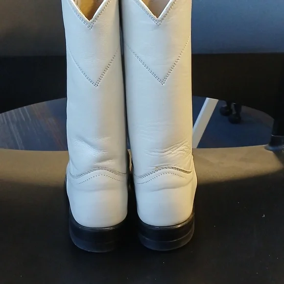 Justin Boots White Heeled Women's Boots - Picture 6 of 14